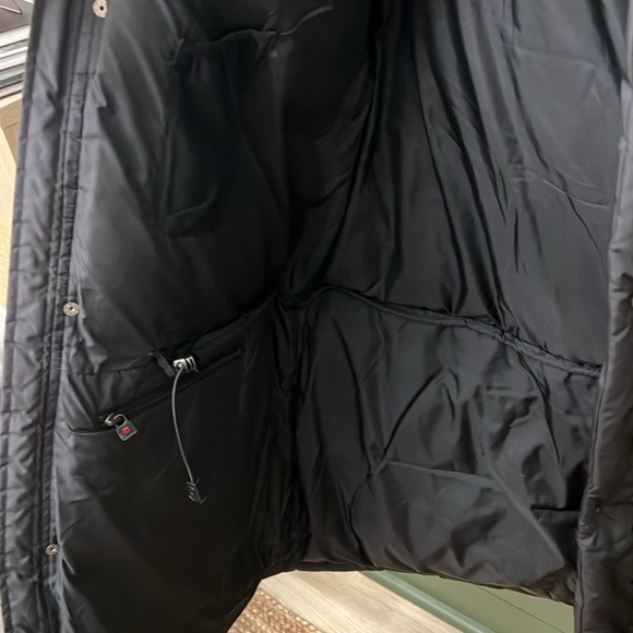 Victorinox by Swiss army down coat - Picture 7 of 8